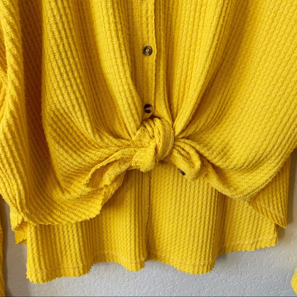 UO Out From Under Jojo Waffle Knit Yellow Thermal - Picture 4 of 10